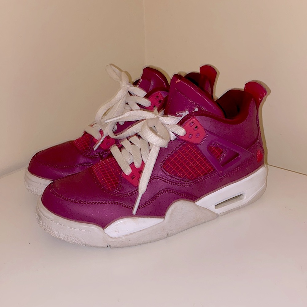 Air Jordan 4 Retro Grade School “True Berry”